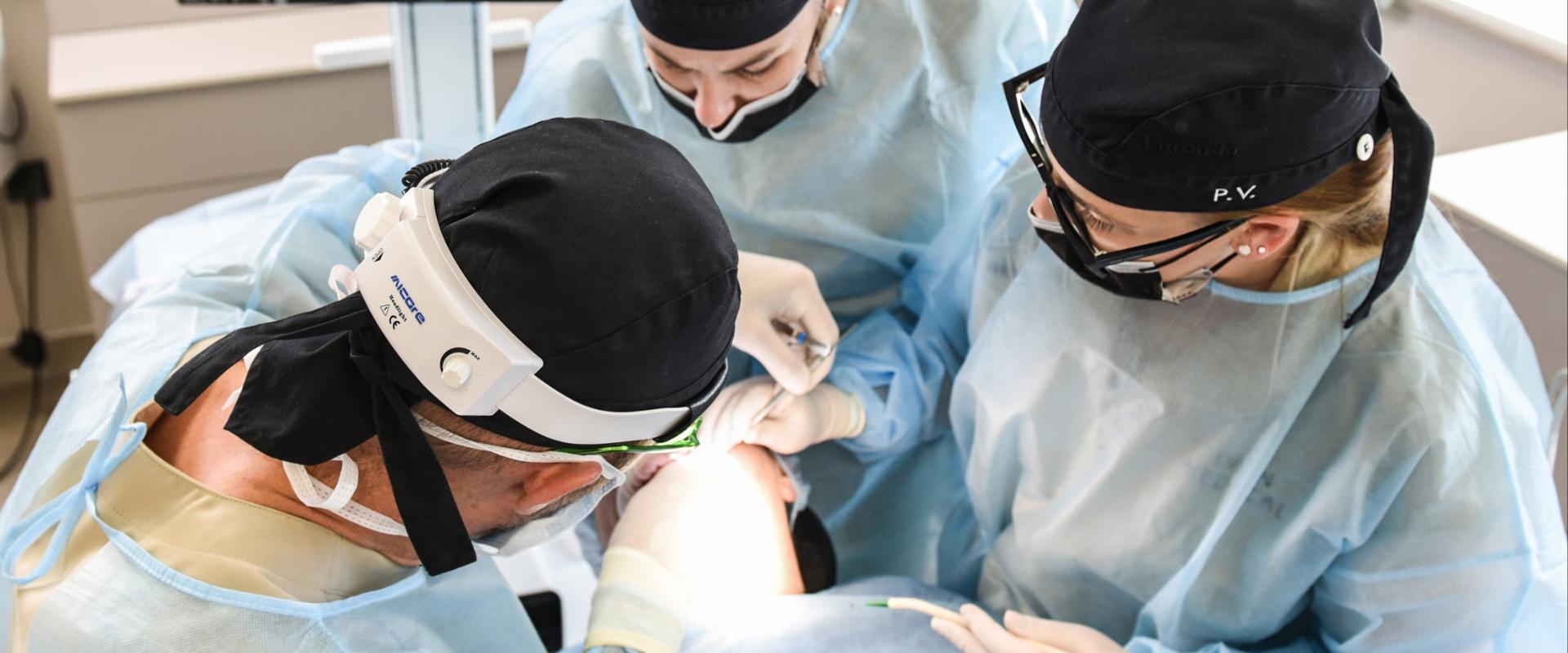 Implant�ci�-be�ltet�s