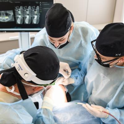 K�p: Implant�ci�-be�ltet�s