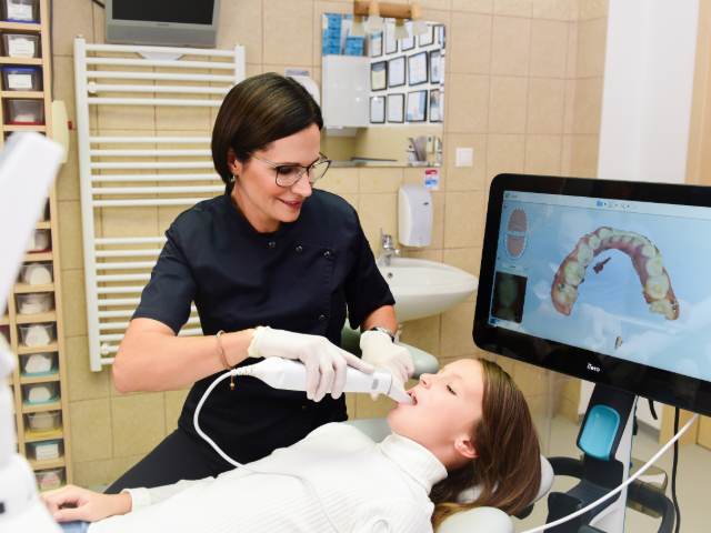 Digit�lis fog�szat